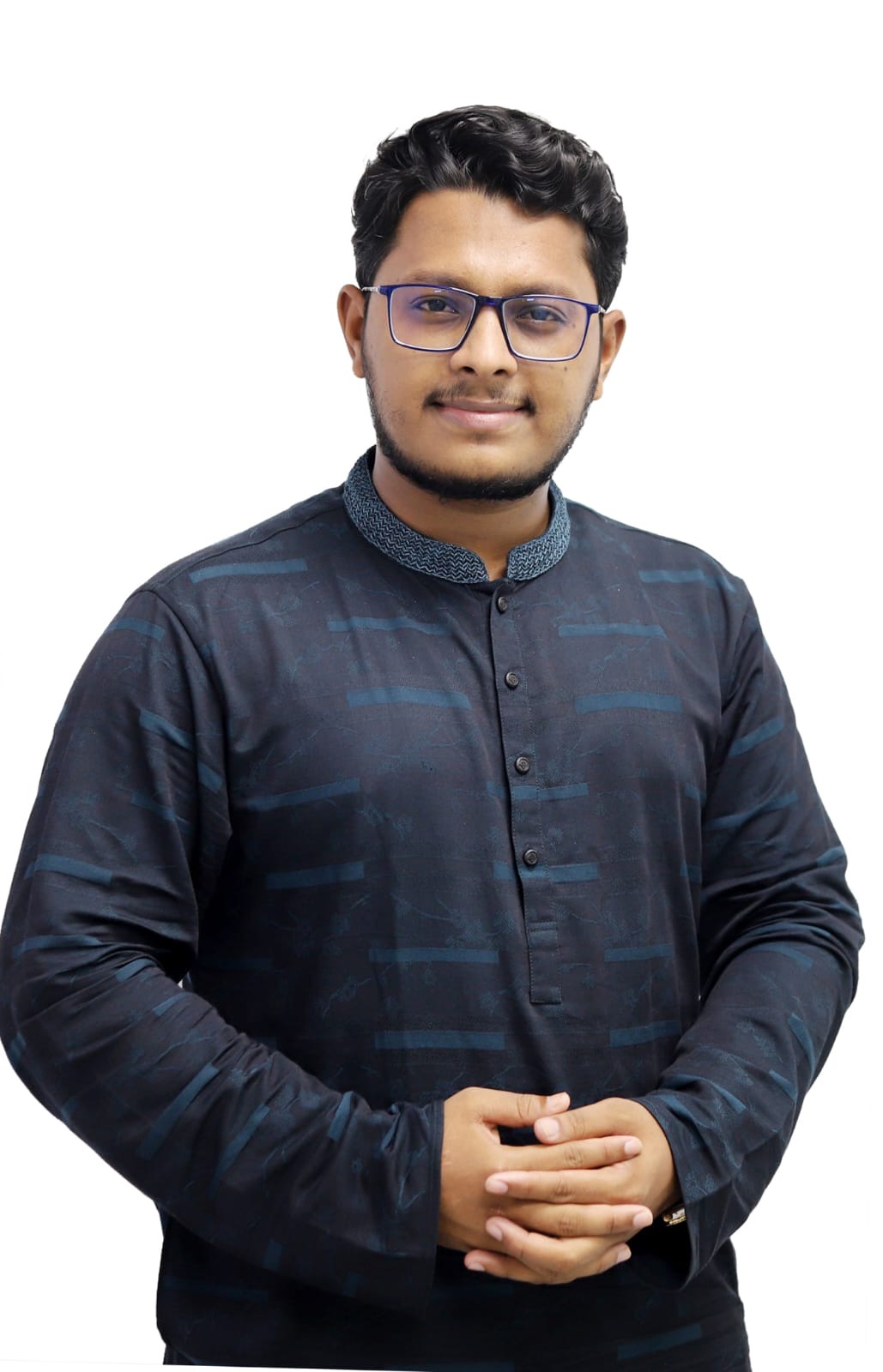 স্টুডিওতে তোলা নাজমুল হাসানের আনুষ্ঠানিক প্রতিকৃতি